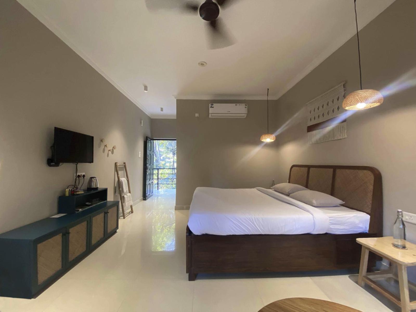 The Unallome, Morjim Room photo